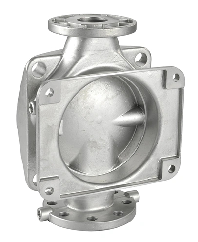 ¿Qué hace una bomba de agua en un automóvil?