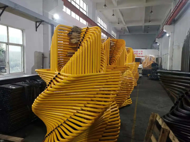 Portador de alambre de acero